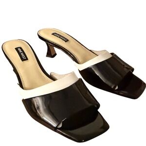 Nine West Indra Black White Patent Kitten Heel Sandals Square Toe Slide Size 7M
